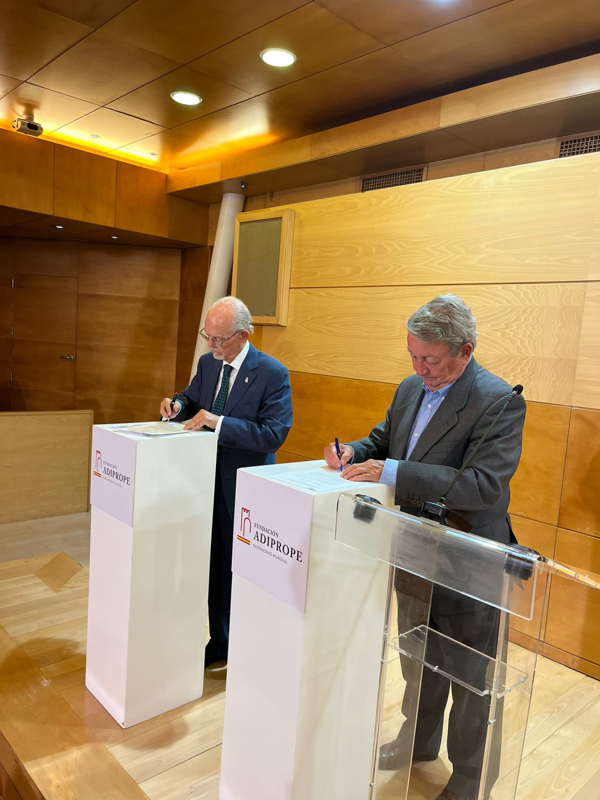 FIRMA DEL CONVENIO CON FEPET