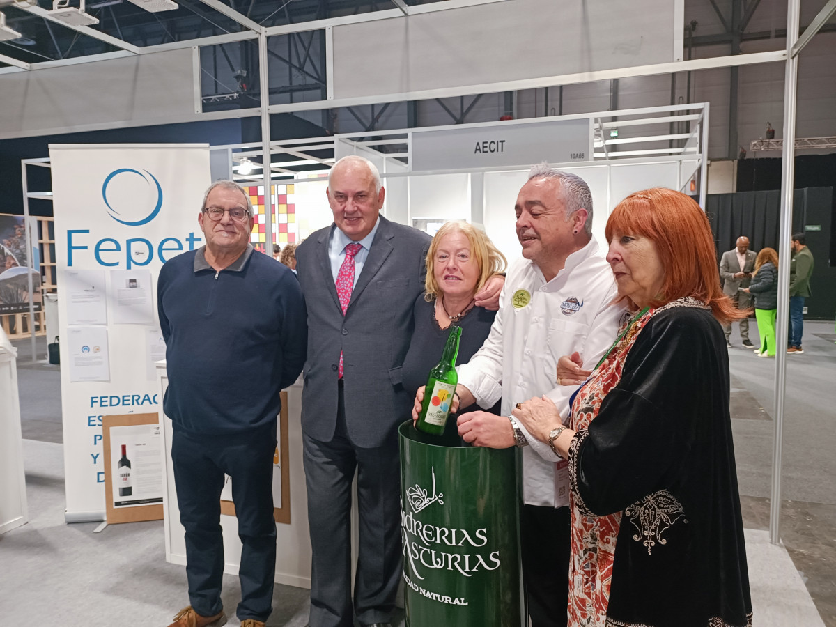 Stand de FEPET en FITR